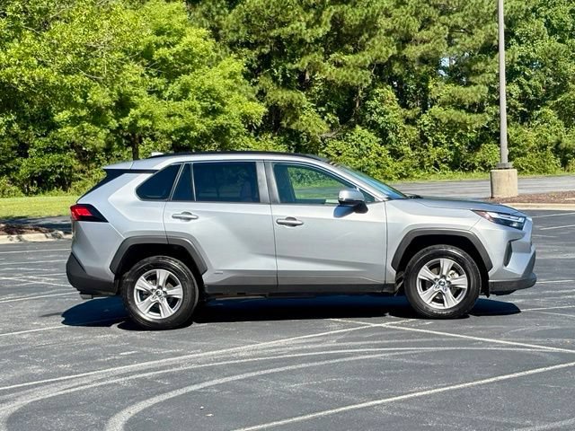 Used 2025 Toyota RAV4 XLE w/ Convenience Package AWD/4WD image 9