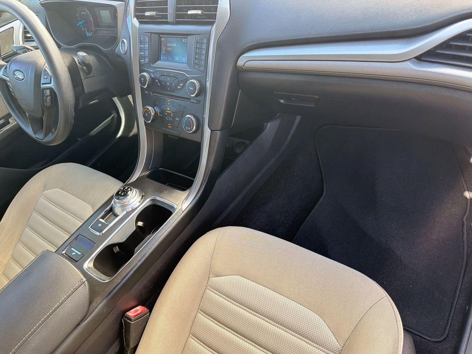 Used 2017 Ford Fusion S FWD image 34