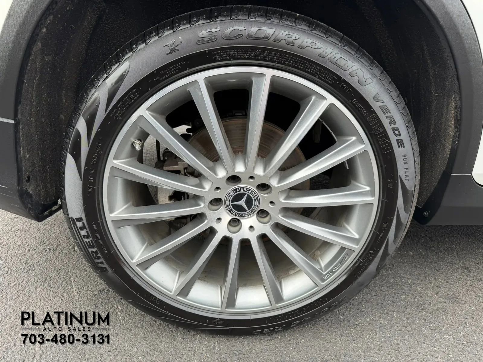 Used 2021 Mercedes-Benz GLC 300 4MATIC image 23