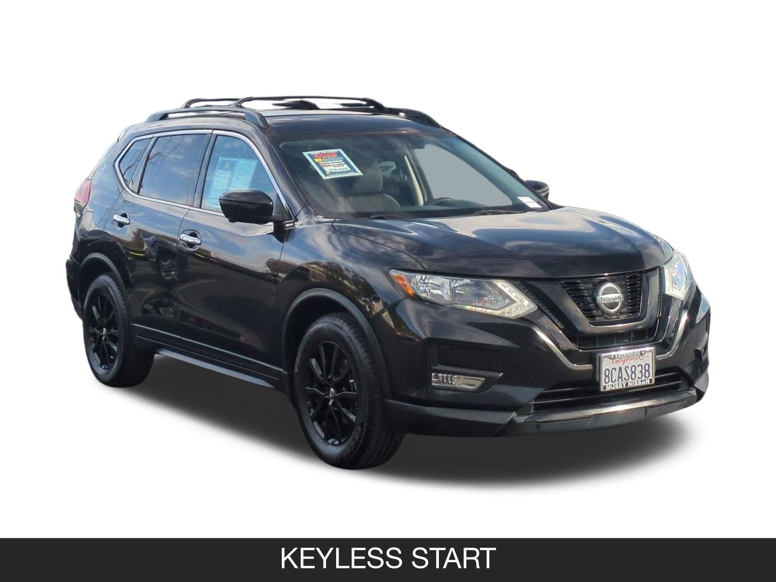 Used 2018 Nissan Rogue SV w/ Premium Package FWD image 2