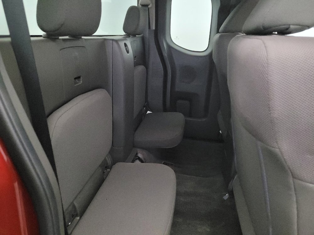 Used 2018 Nissan Frontier S image 19