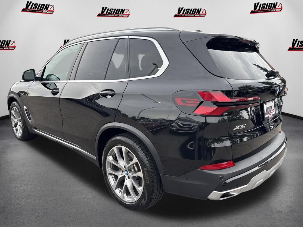 Used 2024 BMW X5 xDrive40i AWD/4WD image 8