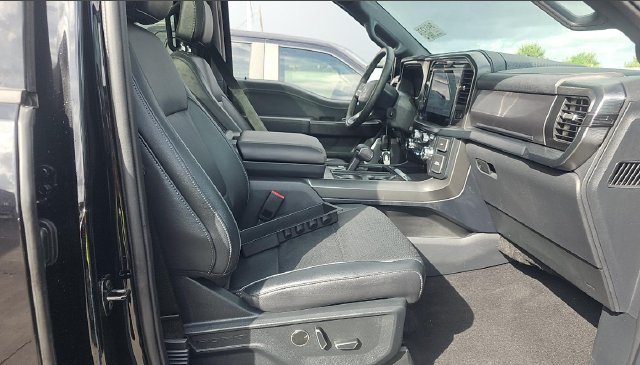 Used 2025 Ford F150 Lariat w/ Equipment Group 502A High AWD/4WD image 8