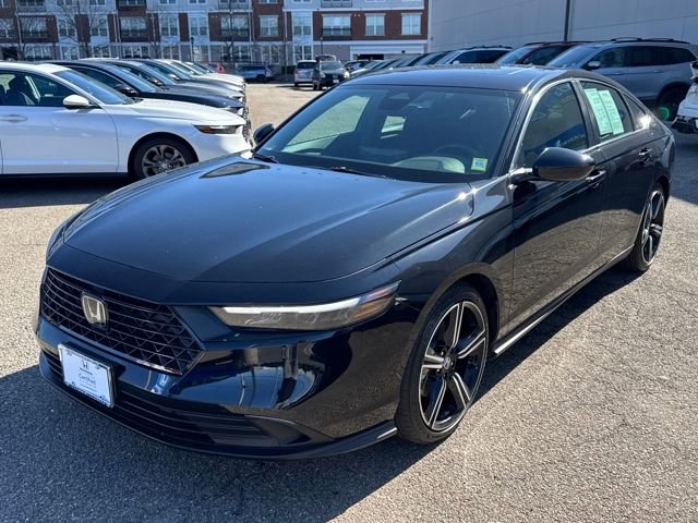 Used 2024 Honda Accord Sport image 1