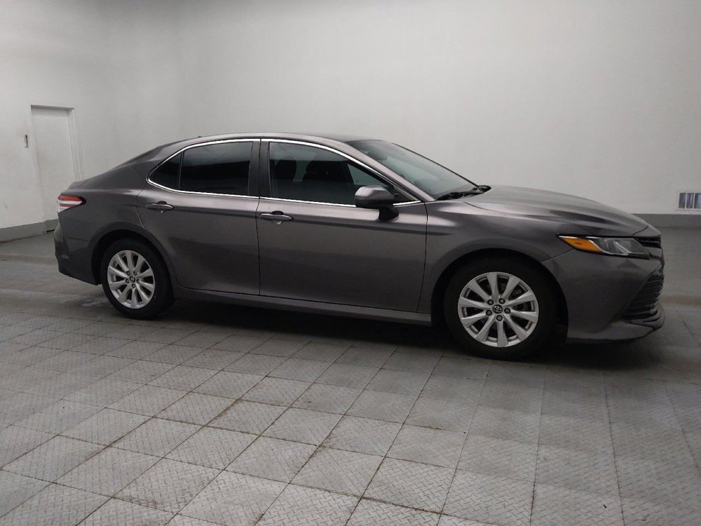 Used 2019 Toyota Camry LE FWD image 11
