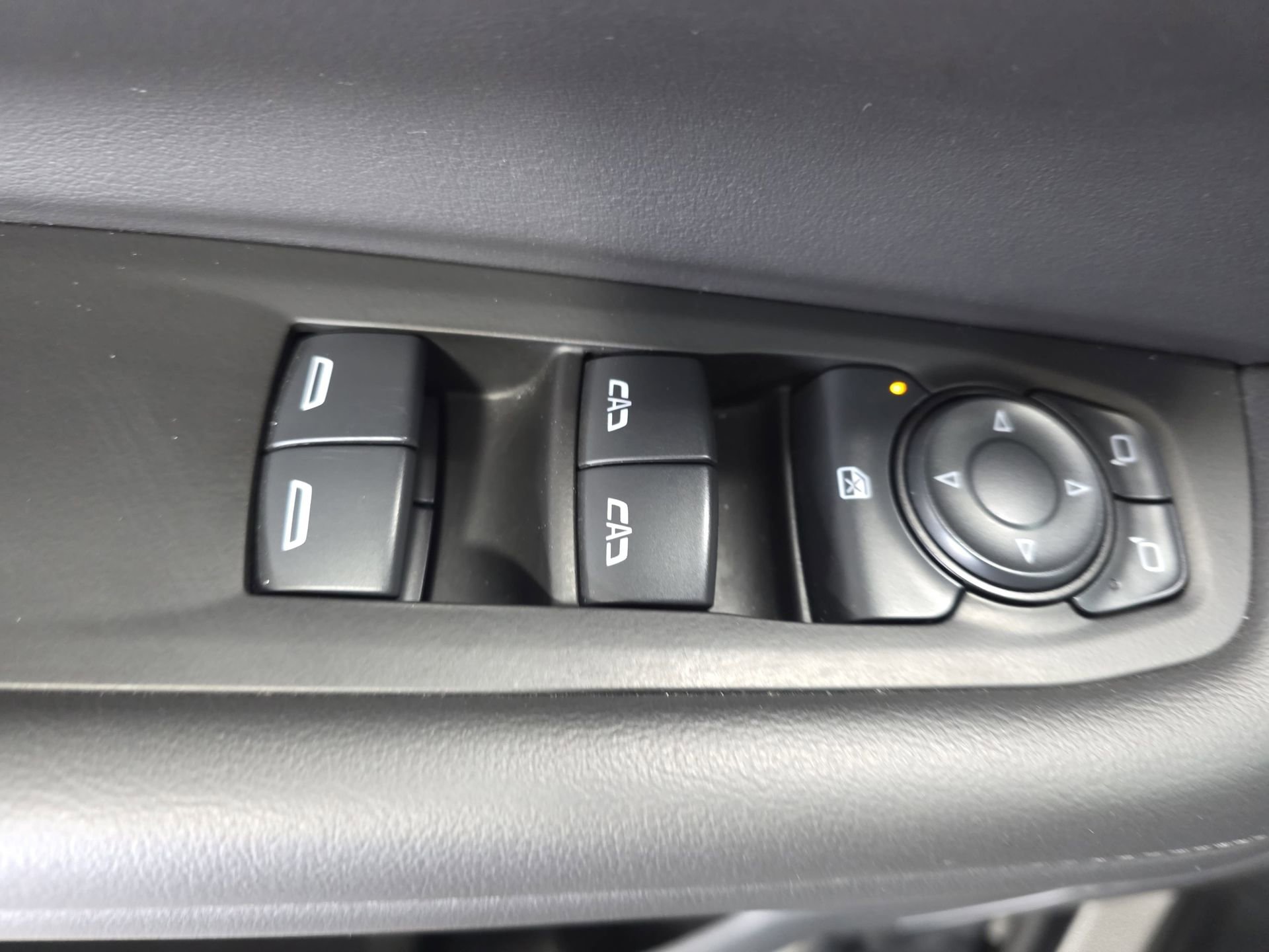 Used 2025 Chevrolet Tahoe Z71 AWD/4WD image 27