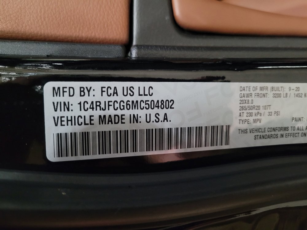 Used 2021 Jeep Grand Cherokee Overland AWD/4WD image 33