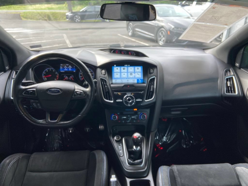 Used 2016 Ford Focus RS AWD/4WD image 19