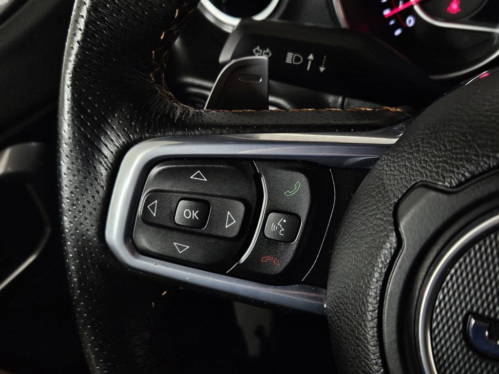 Used 2022 Jeep Wrangler Unlimited Rubicon w/ Xtreme Recon 35" Tire Package AWD/4WD image 23