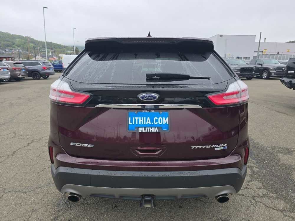 Used 2019 Ford Edge Titanium w/ Class II Trailer Tow Package image 4