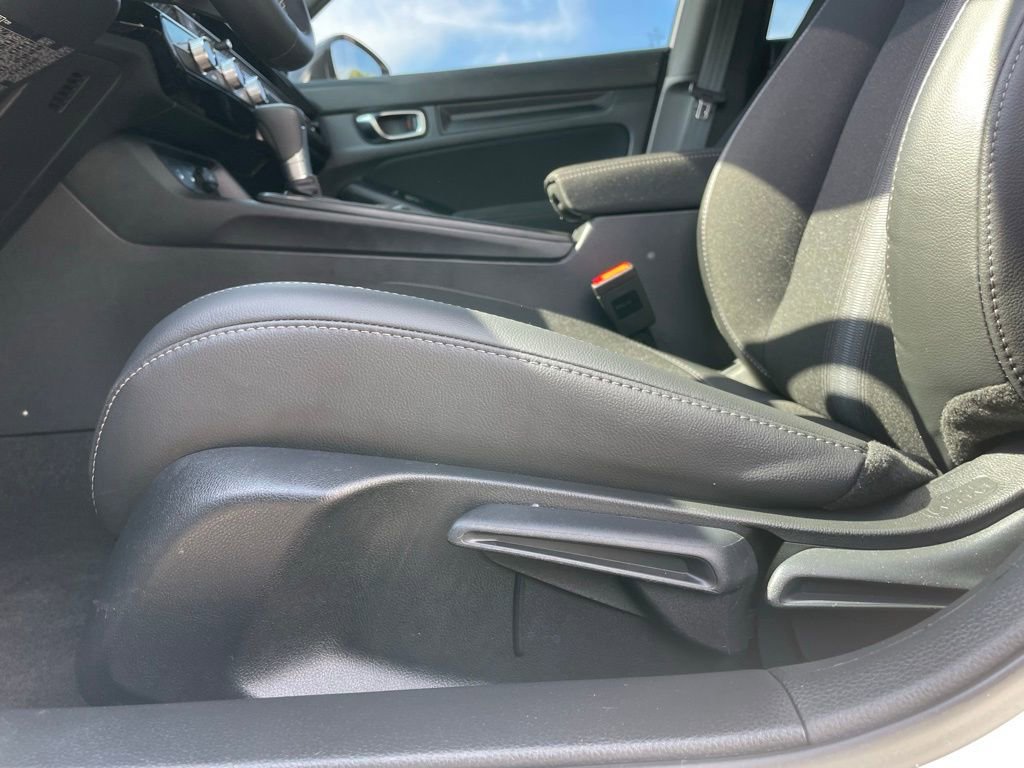 Certified 2025 Honda Civic Sport image 24