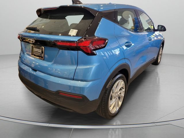 New 2027 Chevrolet Bolt LT w/ Comfort Package FWD image 3