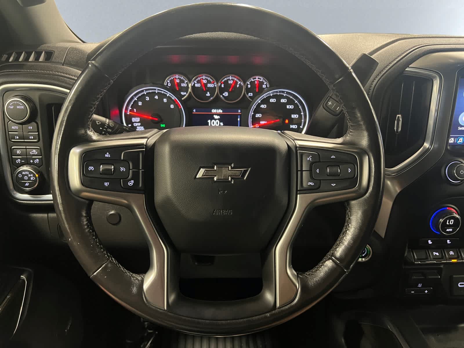 Used 2021 Chevrolet Silverado 1500 RST w/ Convenience Package II AWD/4WD image 17
