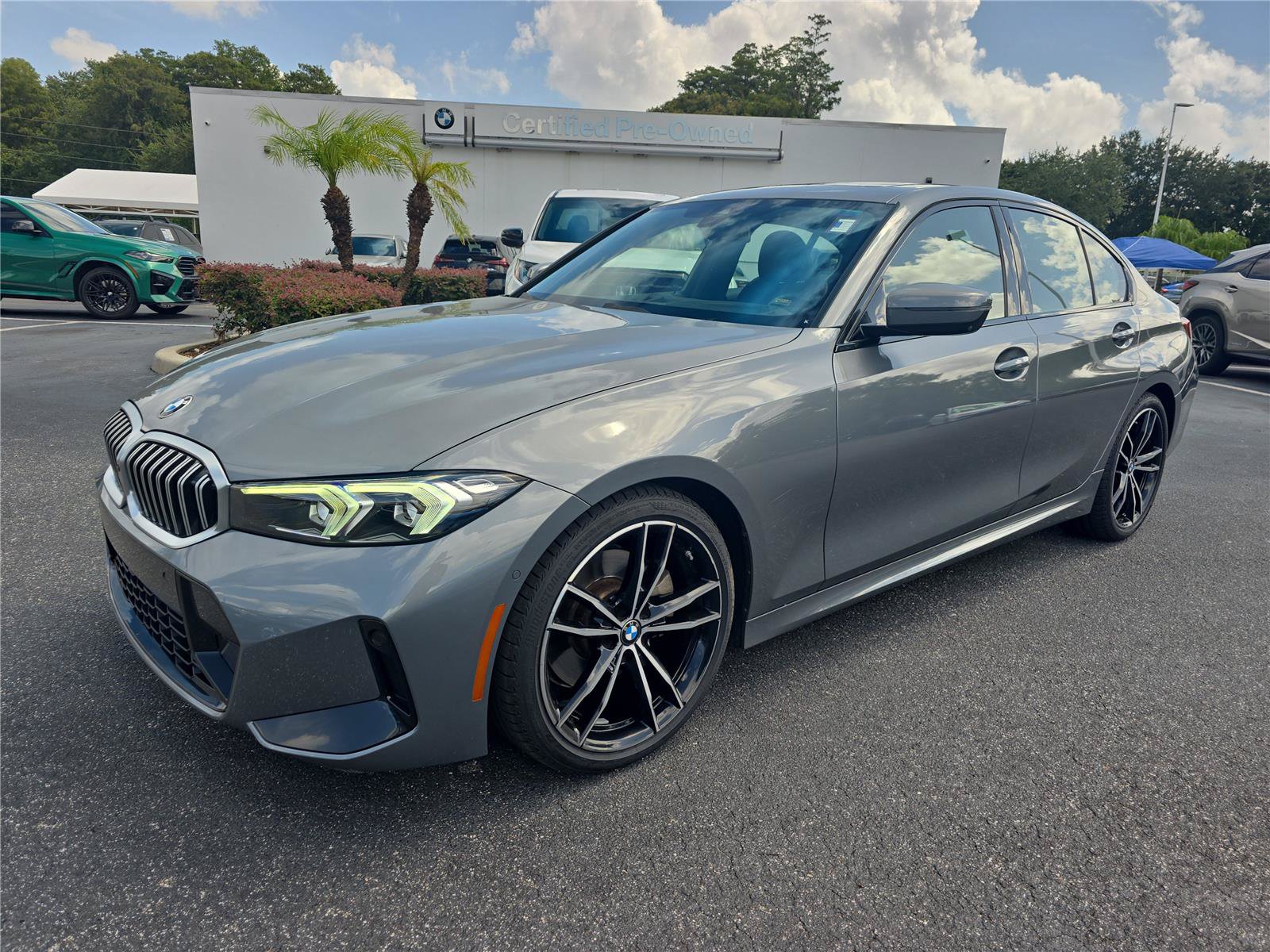 Certified 2023 BMW 330i Sedan w/ M Sport Package RWD image 5