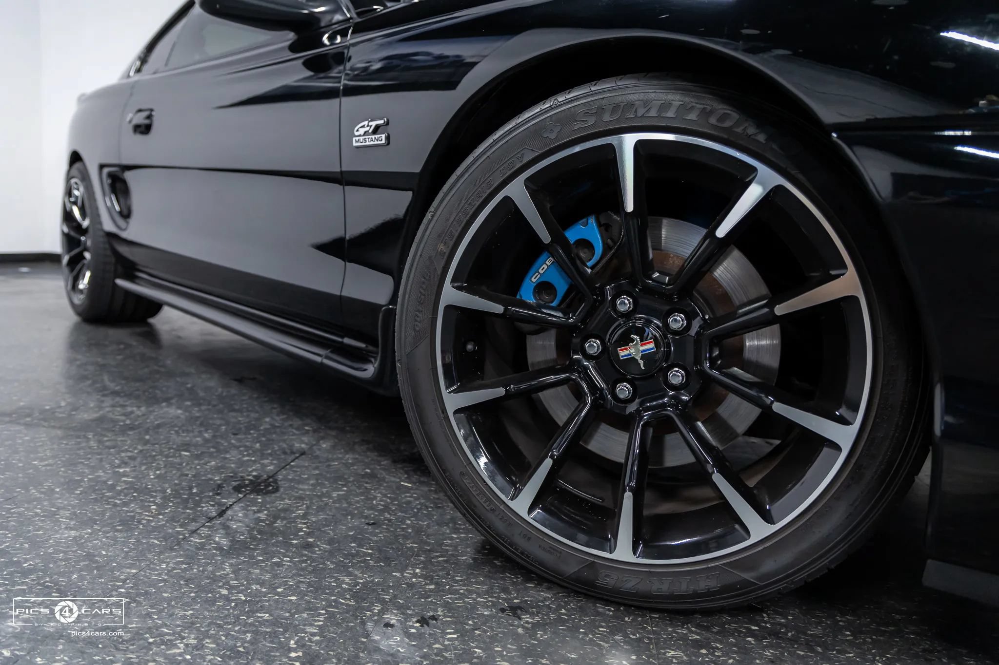 Used 1994 Ford Mustang GT RWD image 14