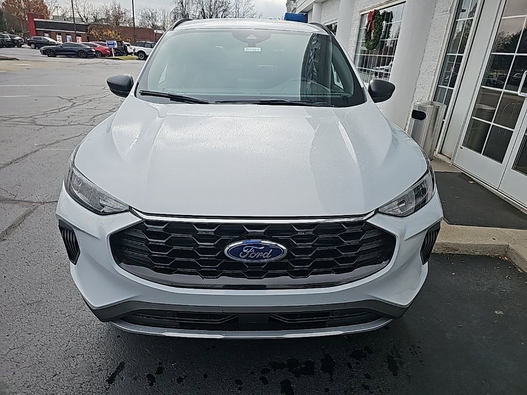 New 2026 Ford Escape ST-Line w/ Cold Weather Package image 3