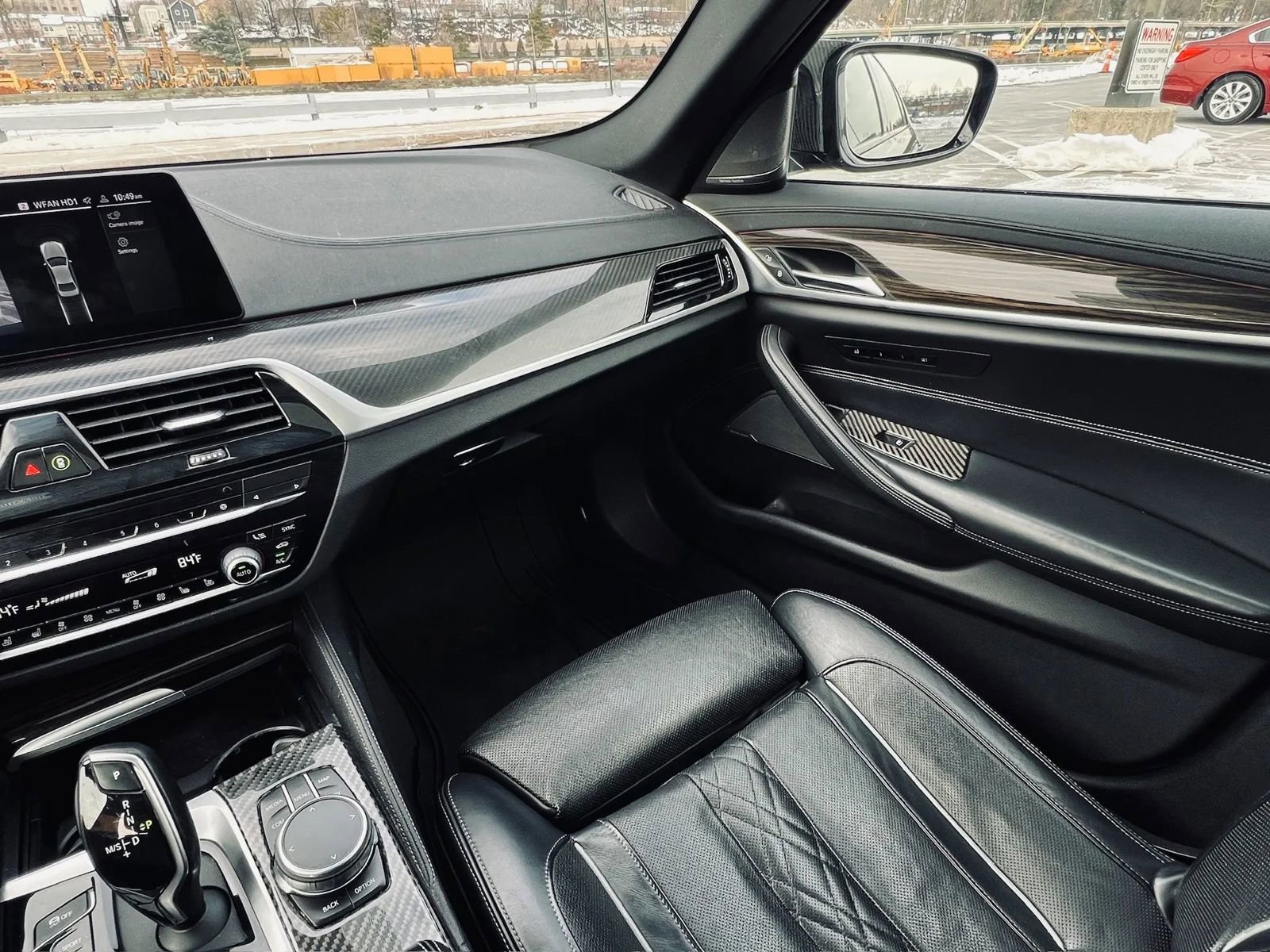 Used 2020 BMW M550i xDrive w/ Premium Package image 19