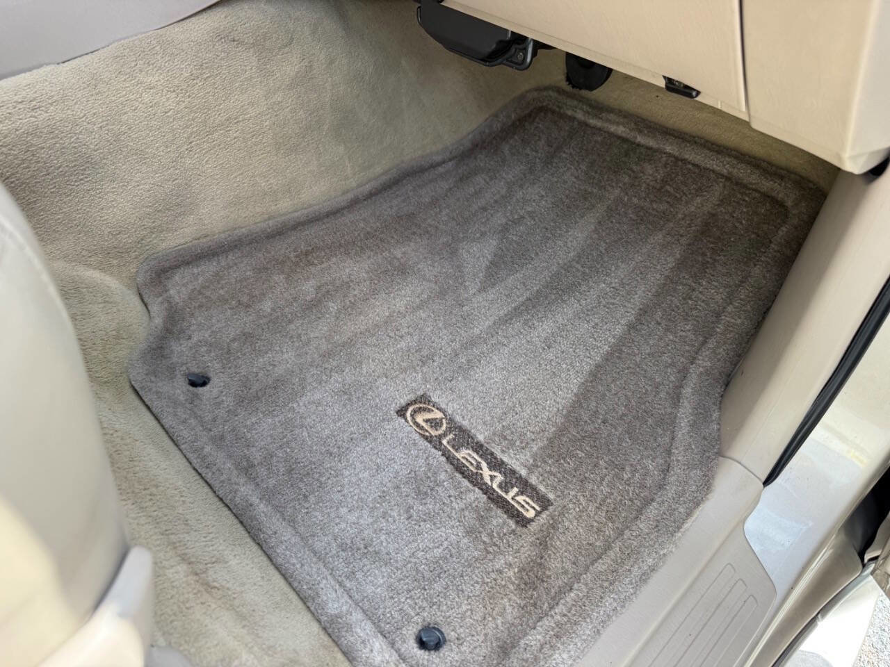 Used 2001 Lexus LX 470 4WD image 73