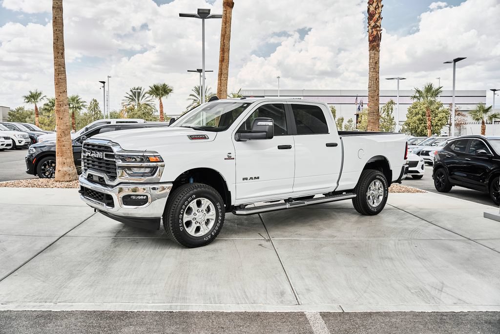 Used 2025 RAM 2500 Big Horn AWD/4WD image 5