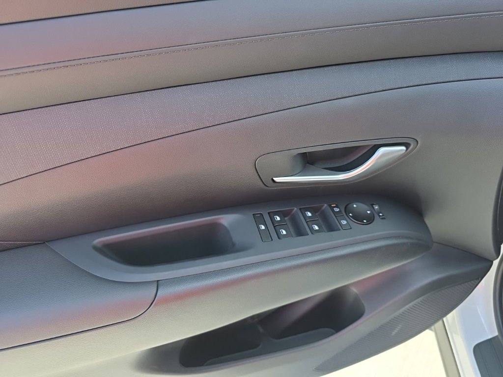 New 2025 Hyundai Tucson XRT image 10