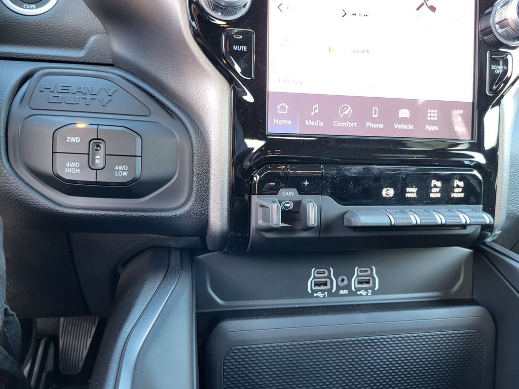 New 2026 RAM 2500 Big Horn AWD/4WD image 20