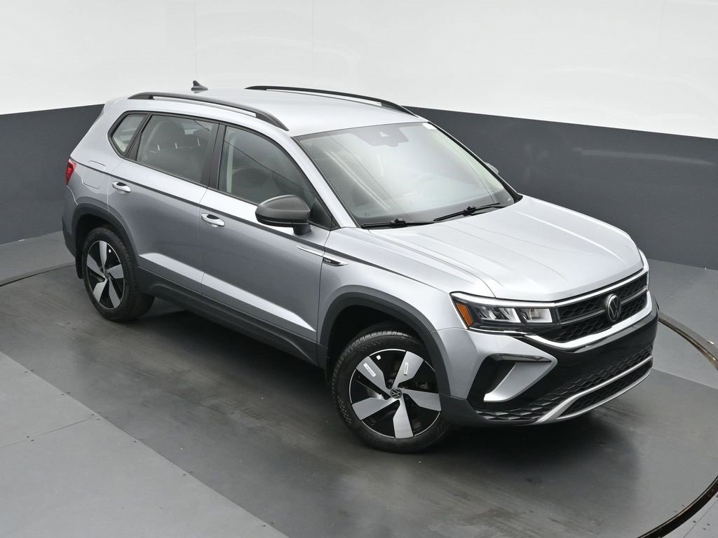 Used 2024 Volkswagen Taos S image 31