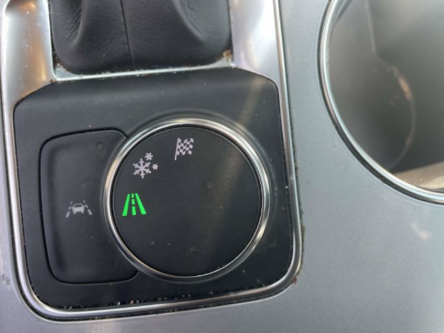 Used 2022 Chevrolet Blazer LT FWD image 29