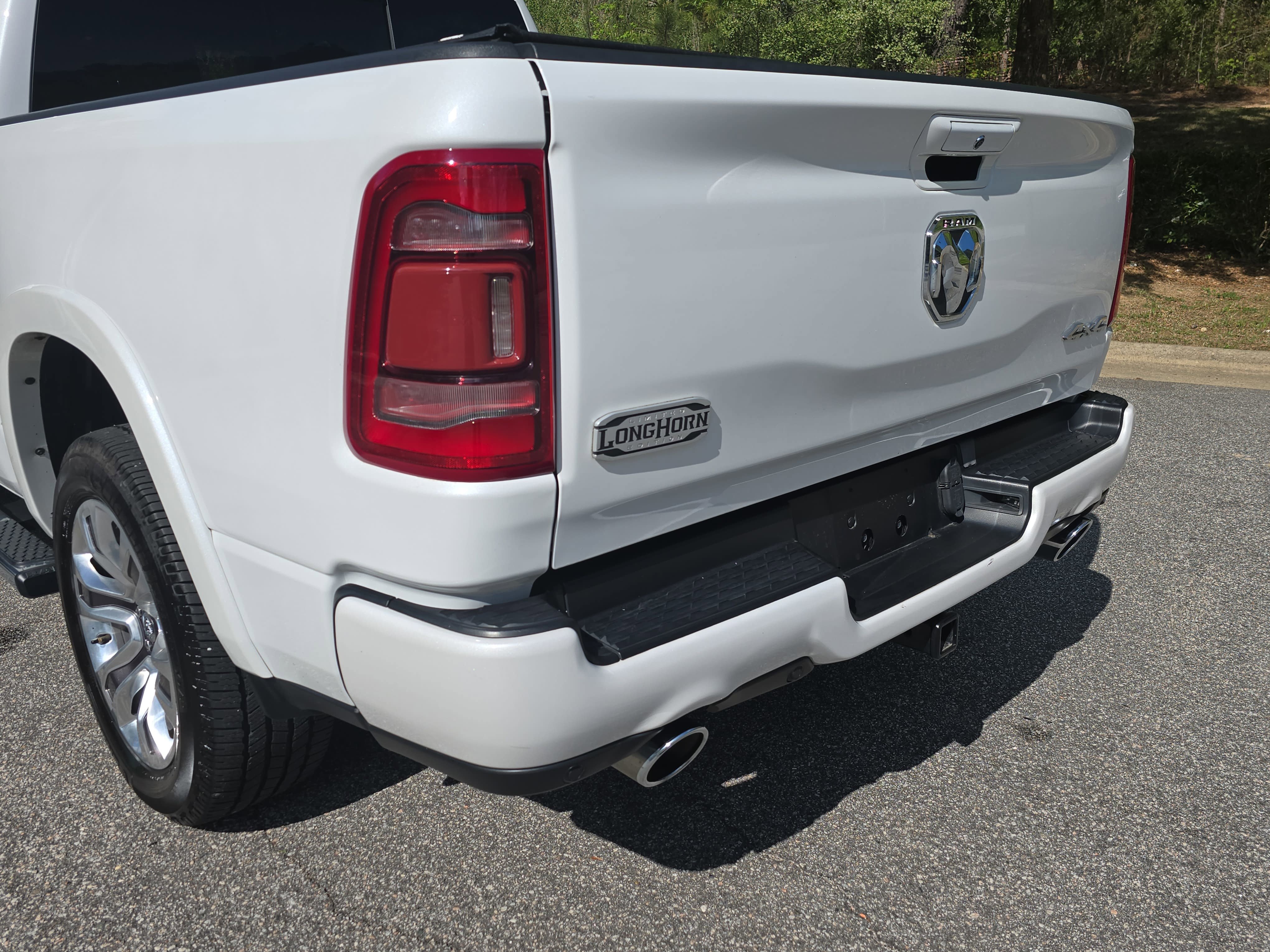 Used 2022 RAM 1500 Limited w/ Body Color Bumper Group image 33