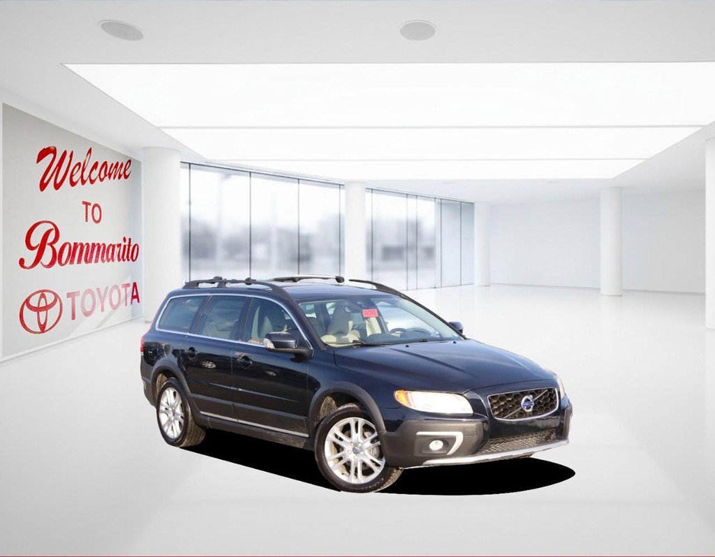 Used 2016 Volvo XC70 T5 Premier w/ Proximity Package image 2