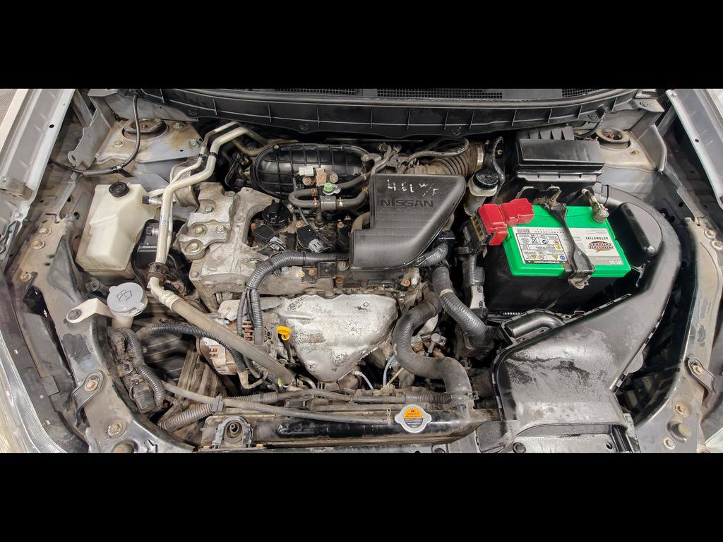 Used 2011 Nissan Rogue SV image 32