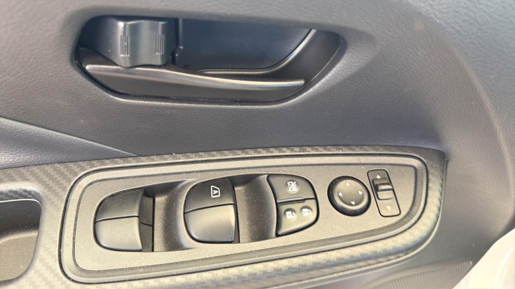 Used 2025 Nissan Versa S w/ S Plus Package FWD image 17