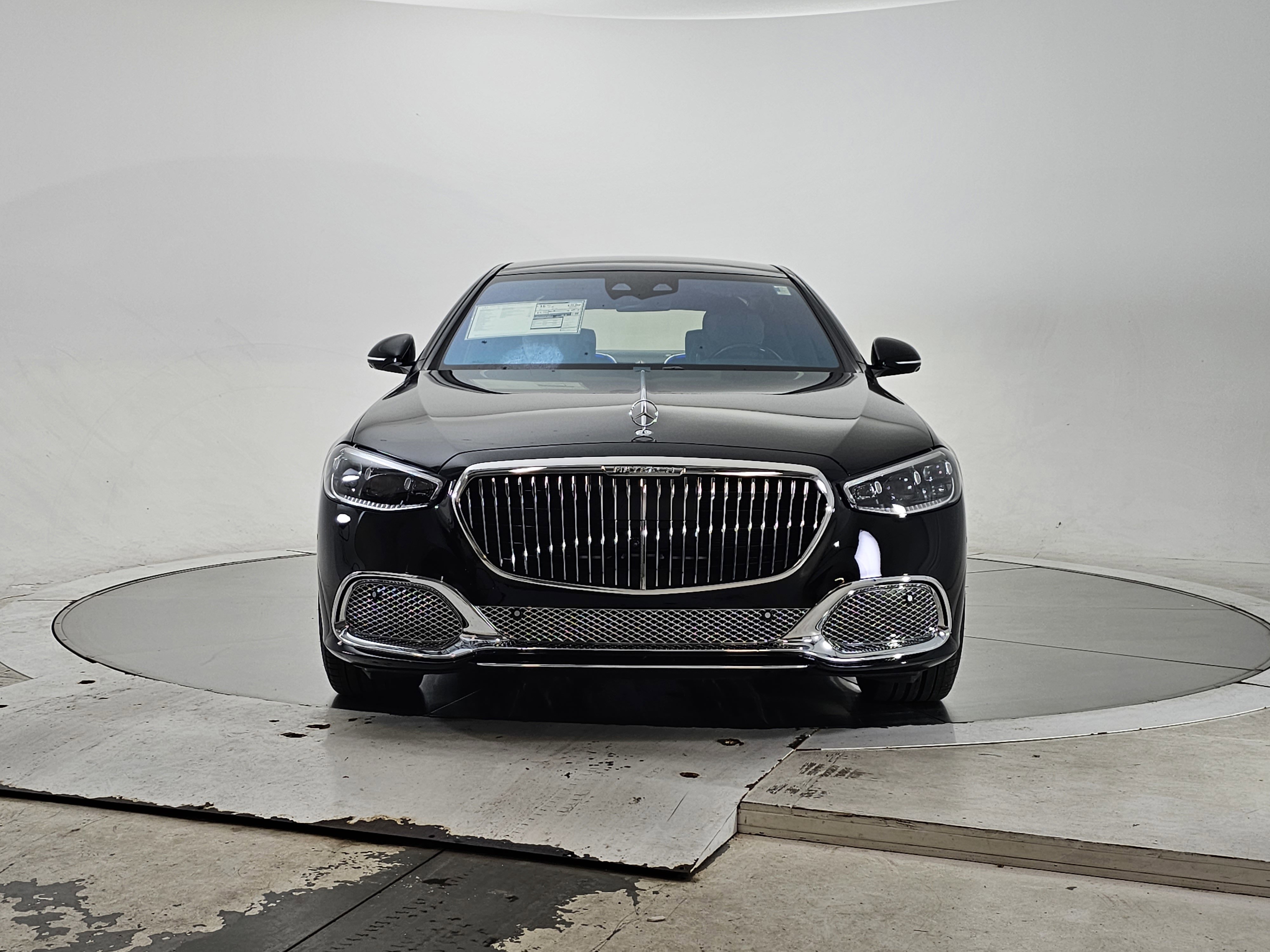 New 2026 Mercedes-Benz Maybach S 680 4MATIC image 4