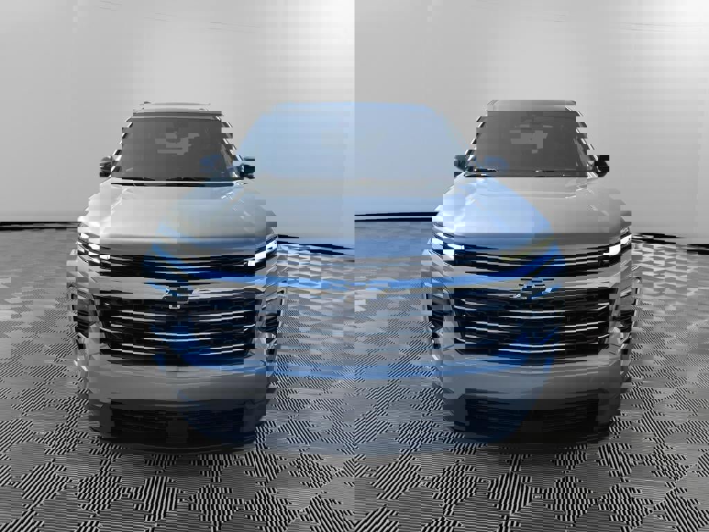 New 2026 Chevrolet Traverse LT image 2