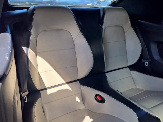 Used 2022 Ford Mustang Premium RWD image 16