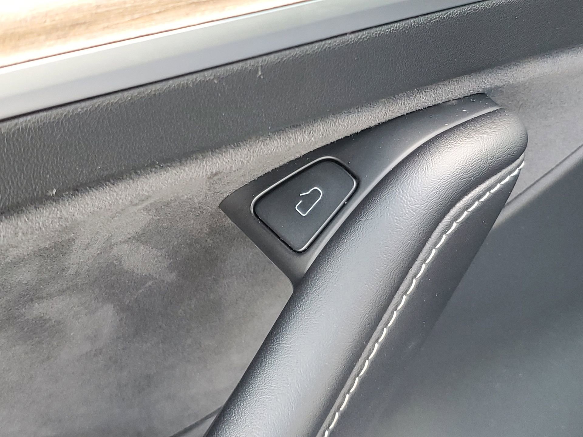 Used 2023 Tesla Model 3 Performance image 19