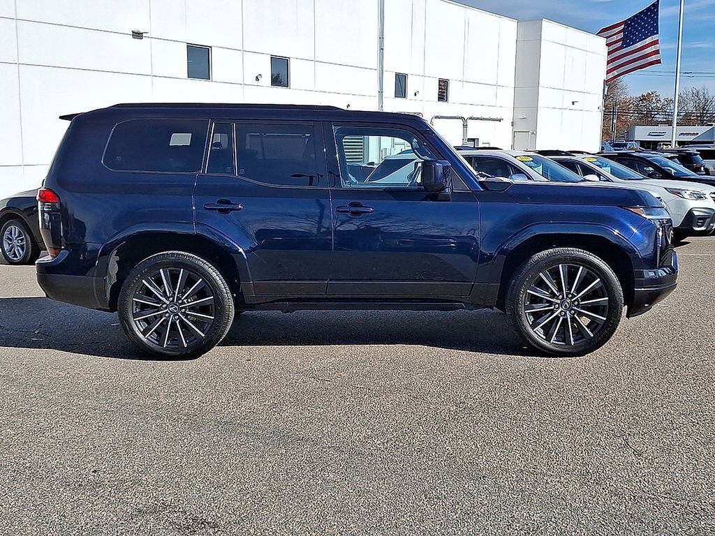 Used 2024 Lexus GX 550 AWD/4WD image 10