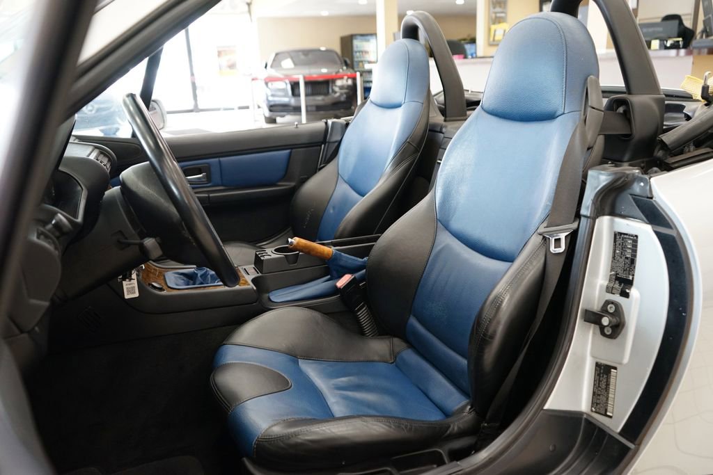 Used 2001 BMW Z3 3.0i RWD image 4
