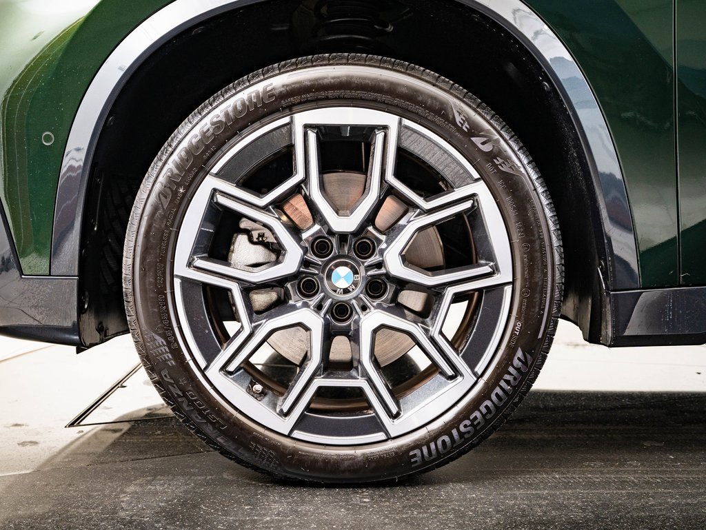Used 2024 BMW X1 xDrive28i w/ Premium Package image 13