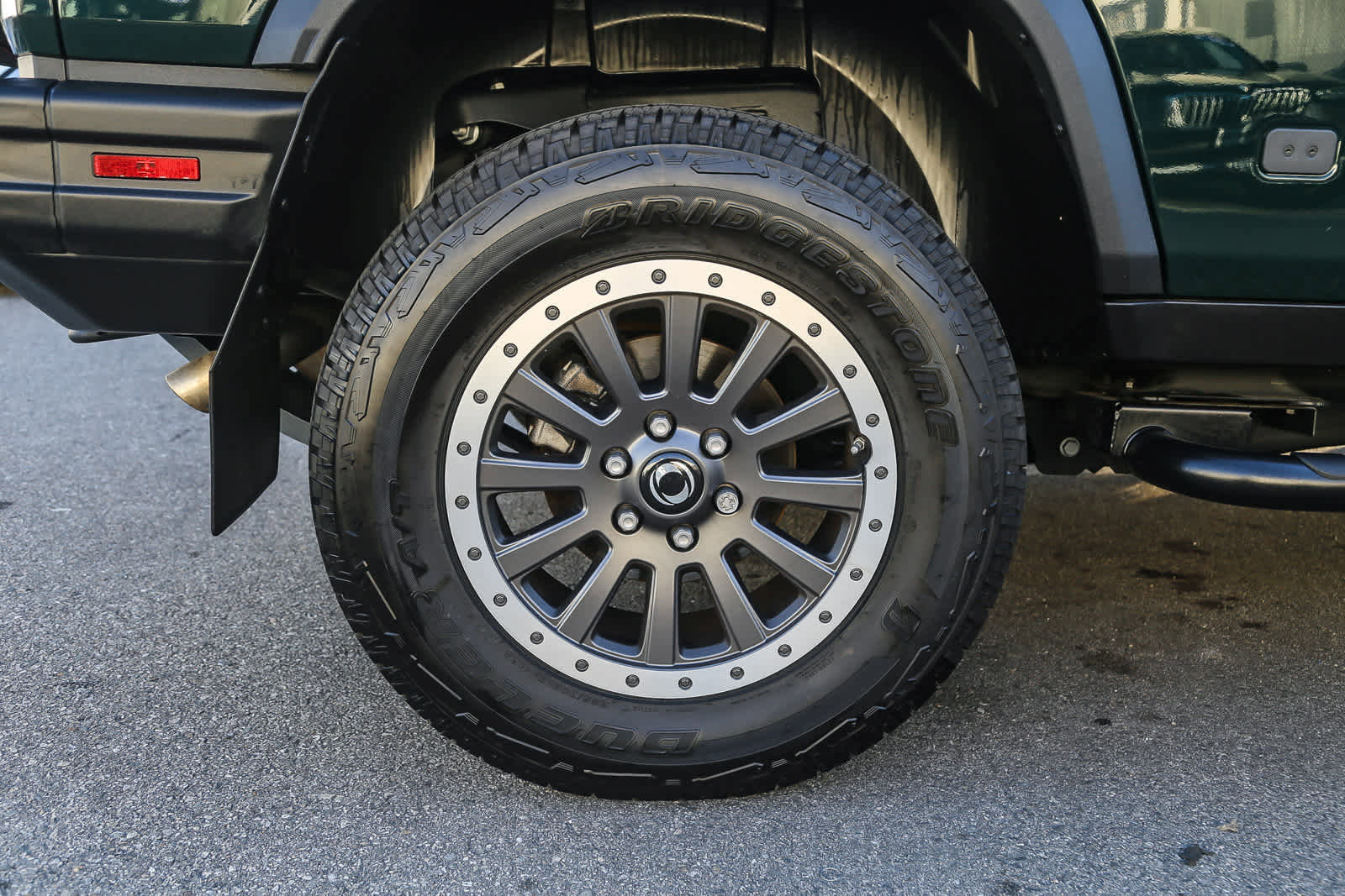 Used 2025 INEOS Grenadier image 8