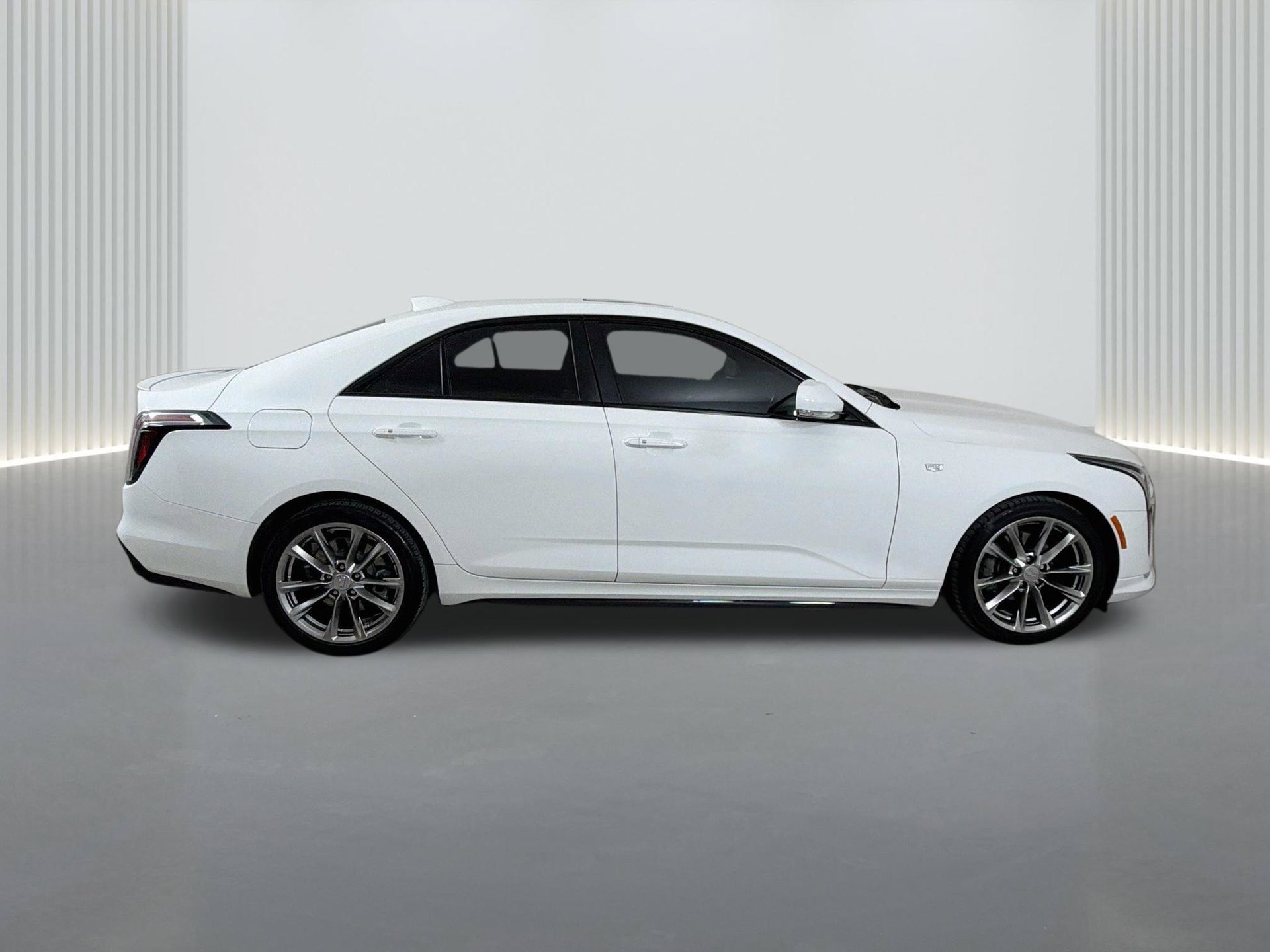 Used 2023 Cadillac CT4 Sport RWD image 7
