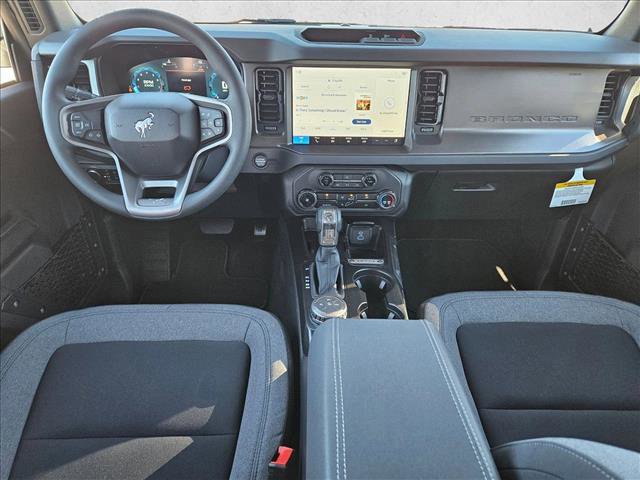 New 2025 Ford Bronco 4-Door image 14