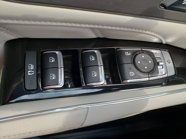 Certified 2023 Kia Sorento SX Prestige w/ Panoramic Sunroof Package AWD/4WD image 32