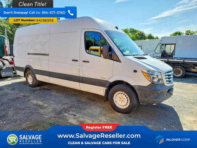 Used 2015 Freightliner Sprinter 2500 RWD image 5