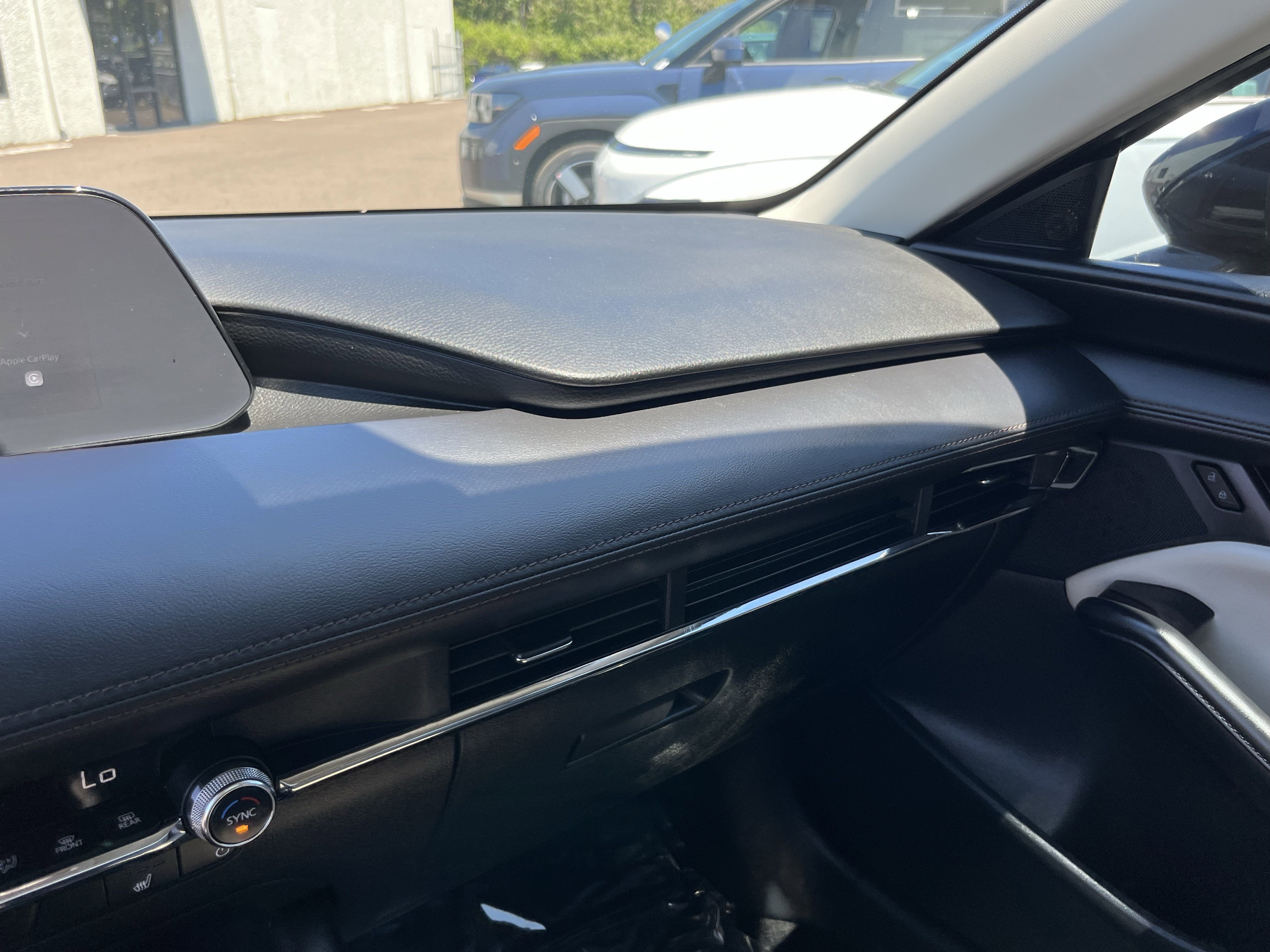 Used 2024 MAZDA MAZDA3 s FWD image 24