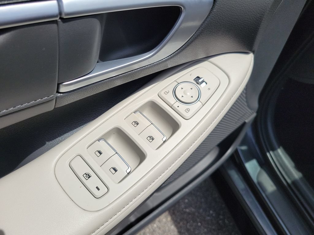 Certified 2022 Hyundai Sonata Limited FWD image 20