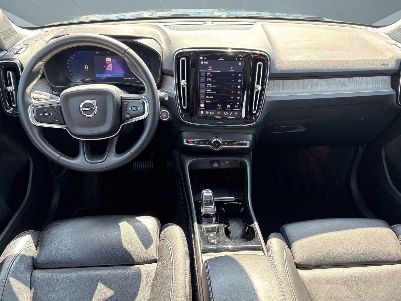 Certified 2023 Volvo XC40 B5 Plus w/ Driver Assist Package image 25