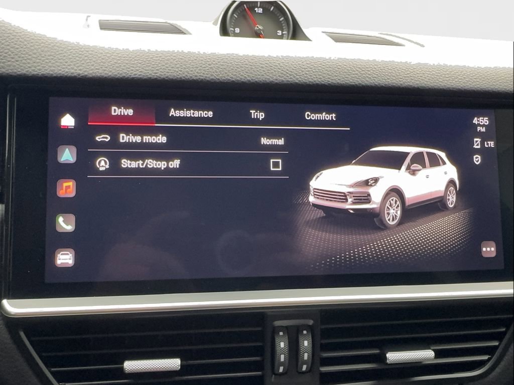 Used 2023 Porsche Cayenne image 45