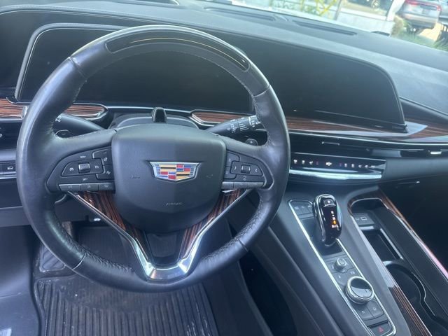Certified 2024 Cadillac Escalade ESV Premium Luxury w/ LPO, Floor Liner Package AWD/4WD image 7