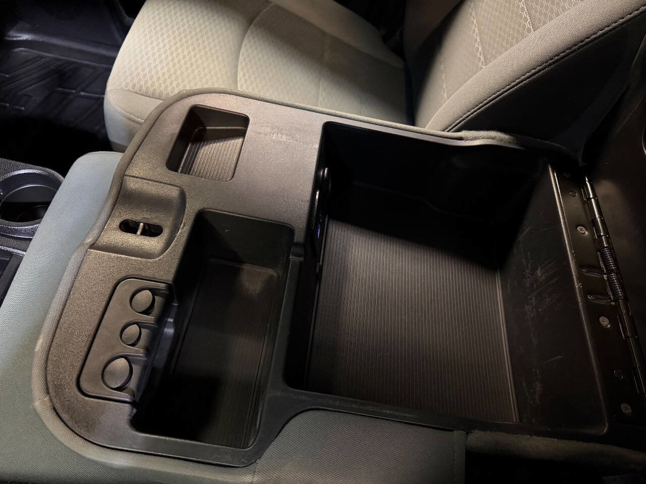 Used 2016 RAM 3500 Tradesman w/ Chrome Appearance Group AWD/4WD image 45