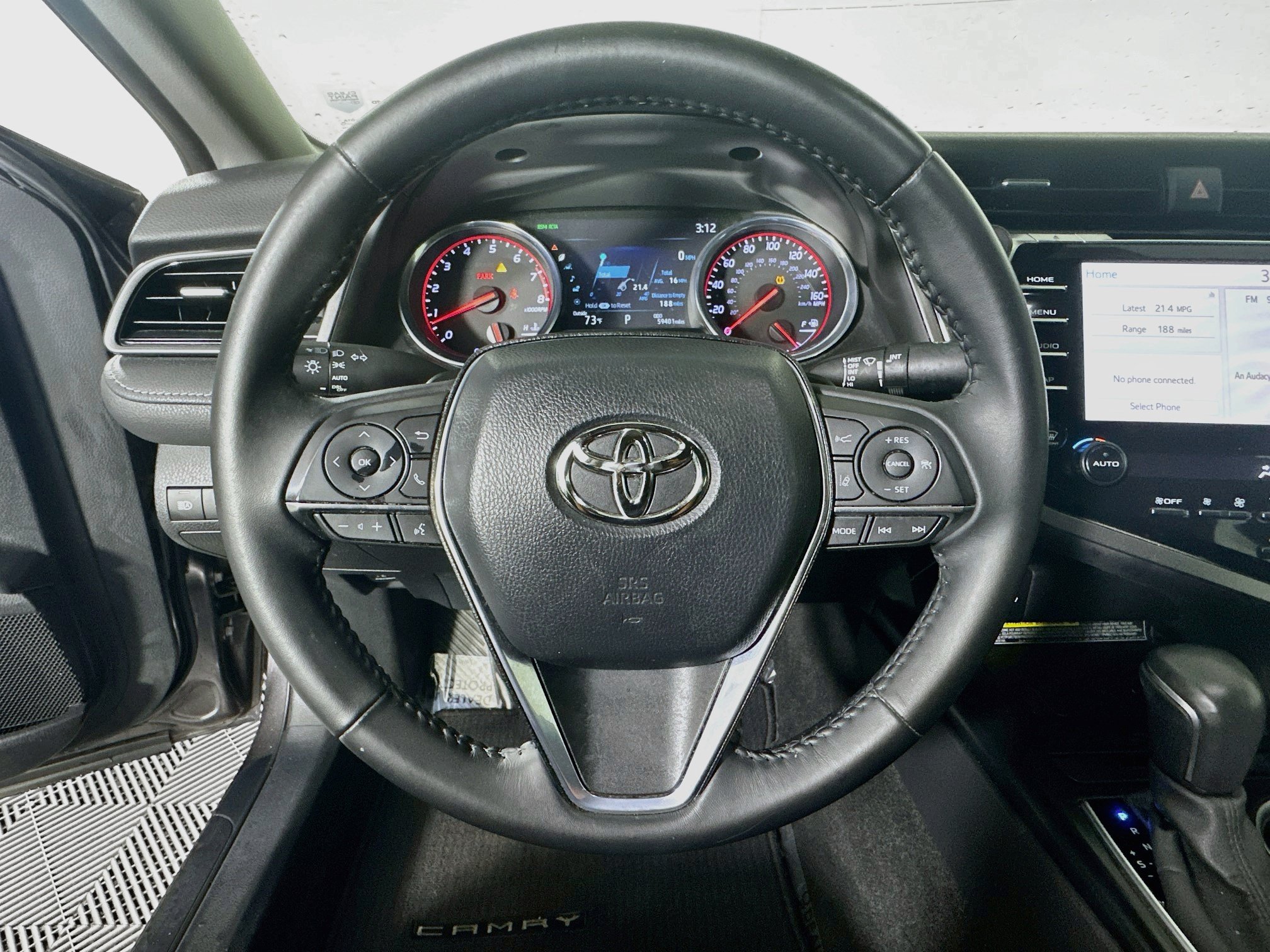 Used 2020 Toyota Camry XSE FWD image 15